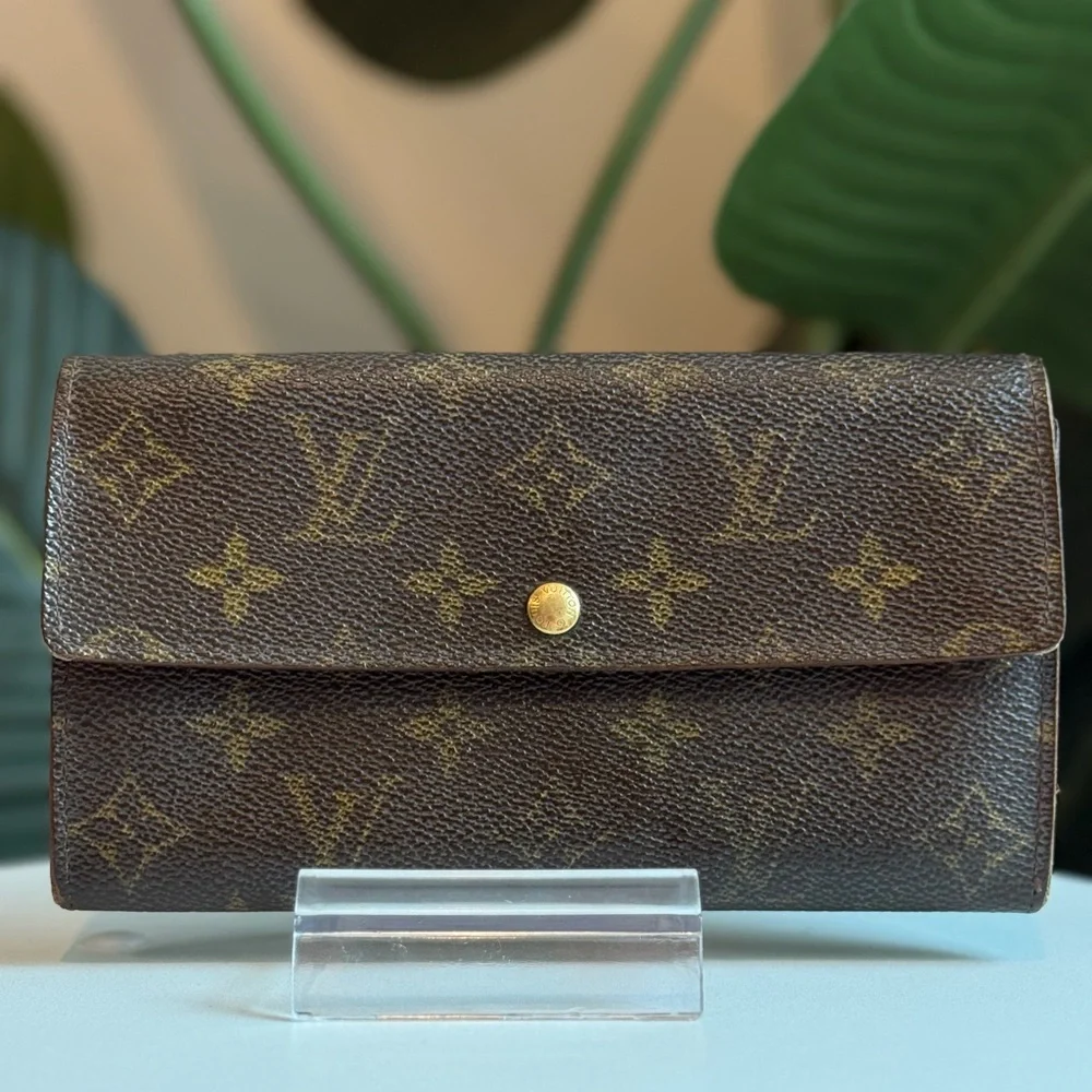 Louis Vuitton 'Sarah Wallet' - Picture 2 of 13